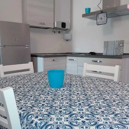 Casa Greta Feriehus Lerici